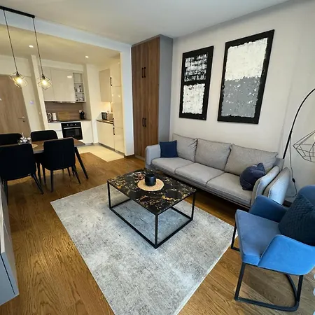 The Gates Apartmaents 아파트 Sajmiste