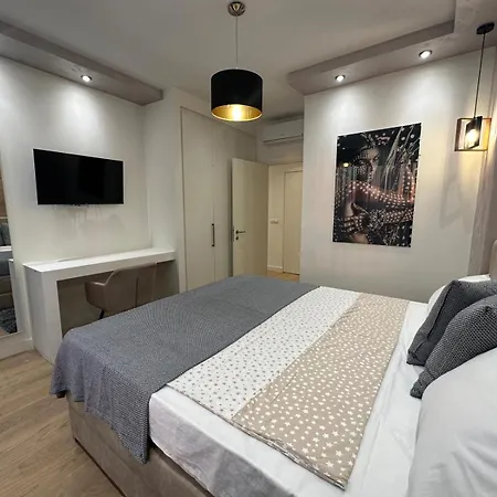 The Gates Apartmaents *